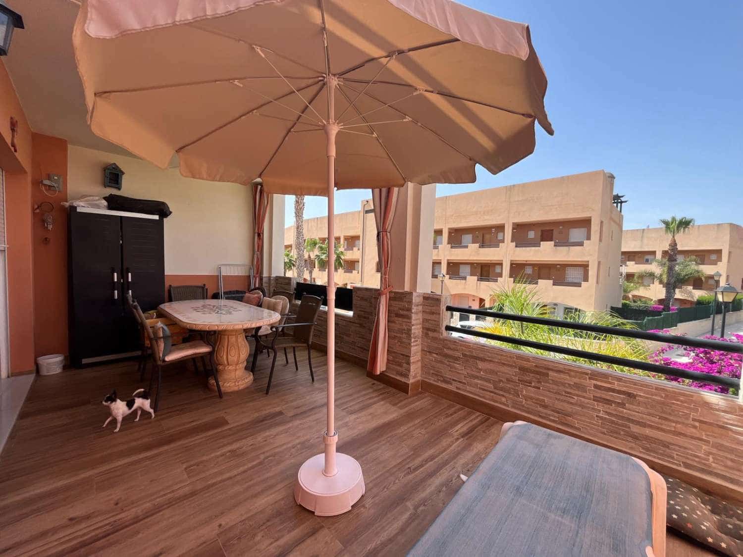 2 bedroom Beach Apartment for sale in Vera with pool garage - € 199,000 (Ref: 9921833)