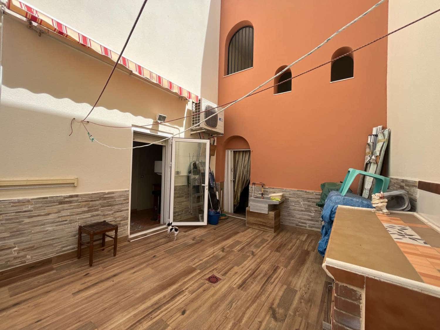 2 bedroom Beach Apartment for sale in Vera with pool garage - € 199,000 (Ref: 9921833)