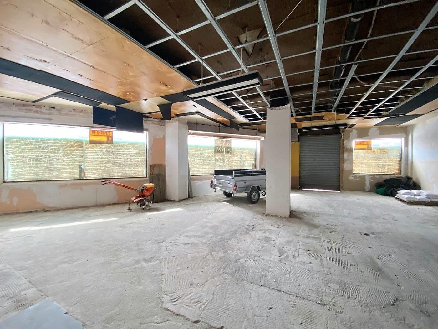 Kaupallinen vuokrattavana paikassa Otura - 1 200 € (Ref: 6884132)