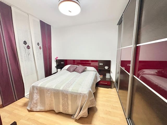 3 Zimmer Reihenhaus zu verkaufen in Alfacar mit Pool Garage - 185.000 € (Ref: 9386242)
