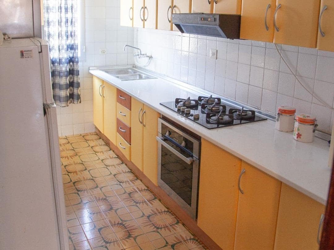 3 sypialnia Mieszkanie na sprzedaż w Baza - 73 900 € (Ref: 9386243)