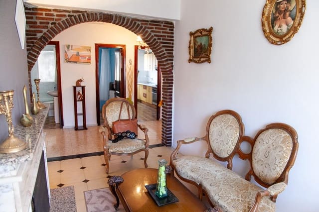 3 sypialnia Mieszkanie na sprzedaż w Baza - 73 900 € (Ref: 9386243)