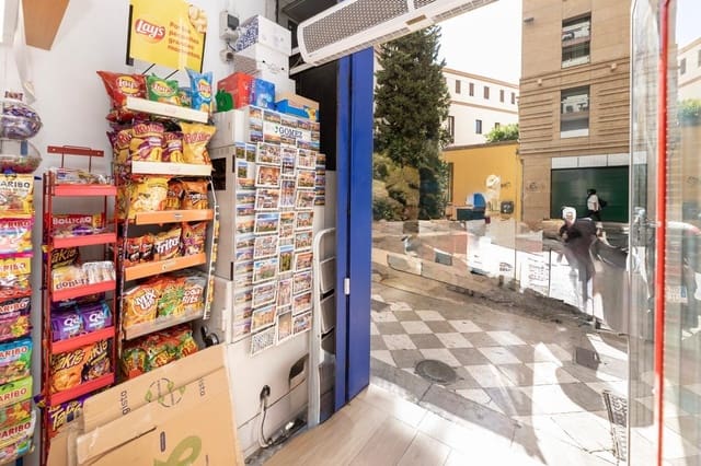 Commercieel te koop in Granada stad - € 449.000 (Ref: 9386246)