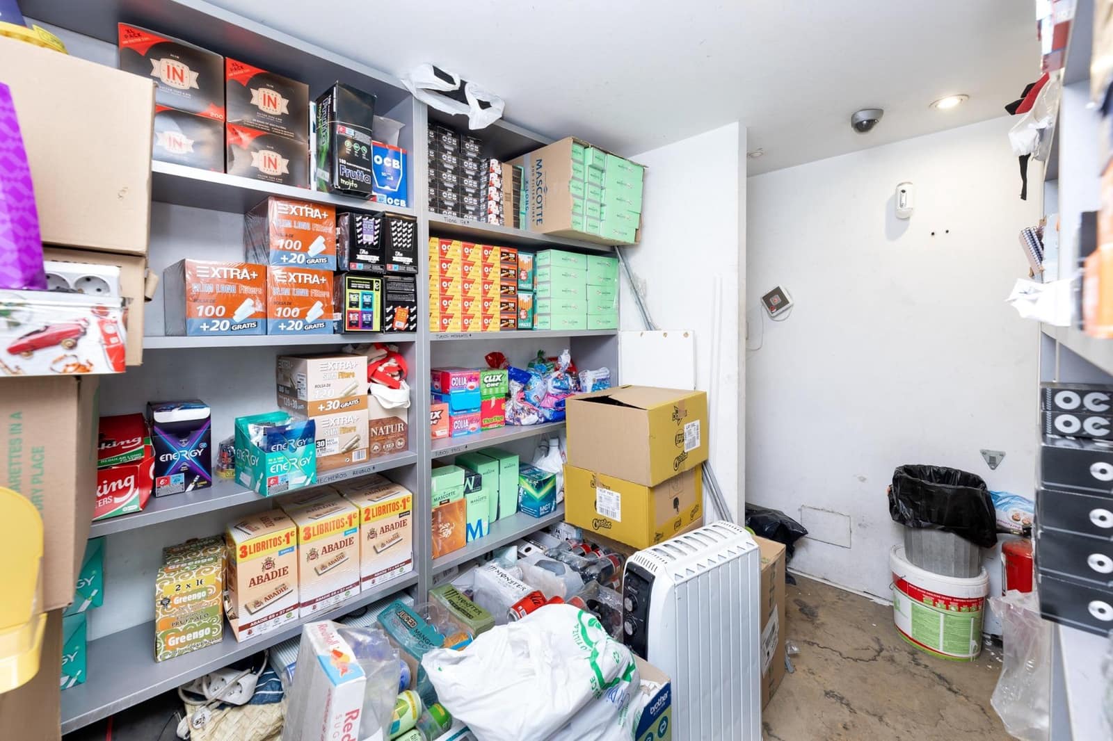 Commercial for sale in Granada city - € 449,000 (Ref: 9386246)