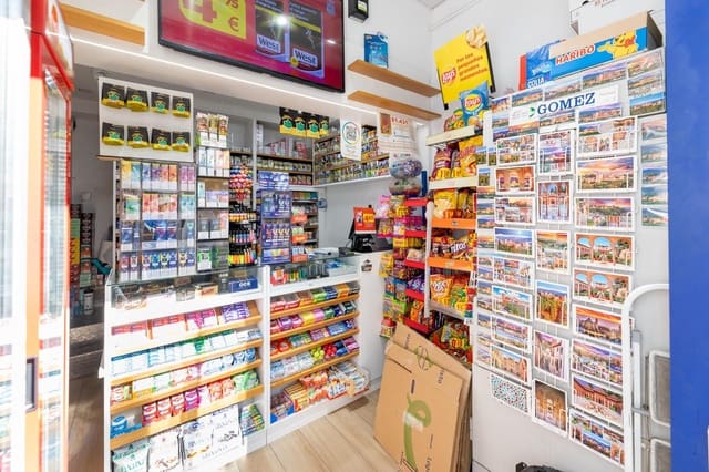 Commercieel te koop in Granada stad - € 449.000 (Ref: 9386246)