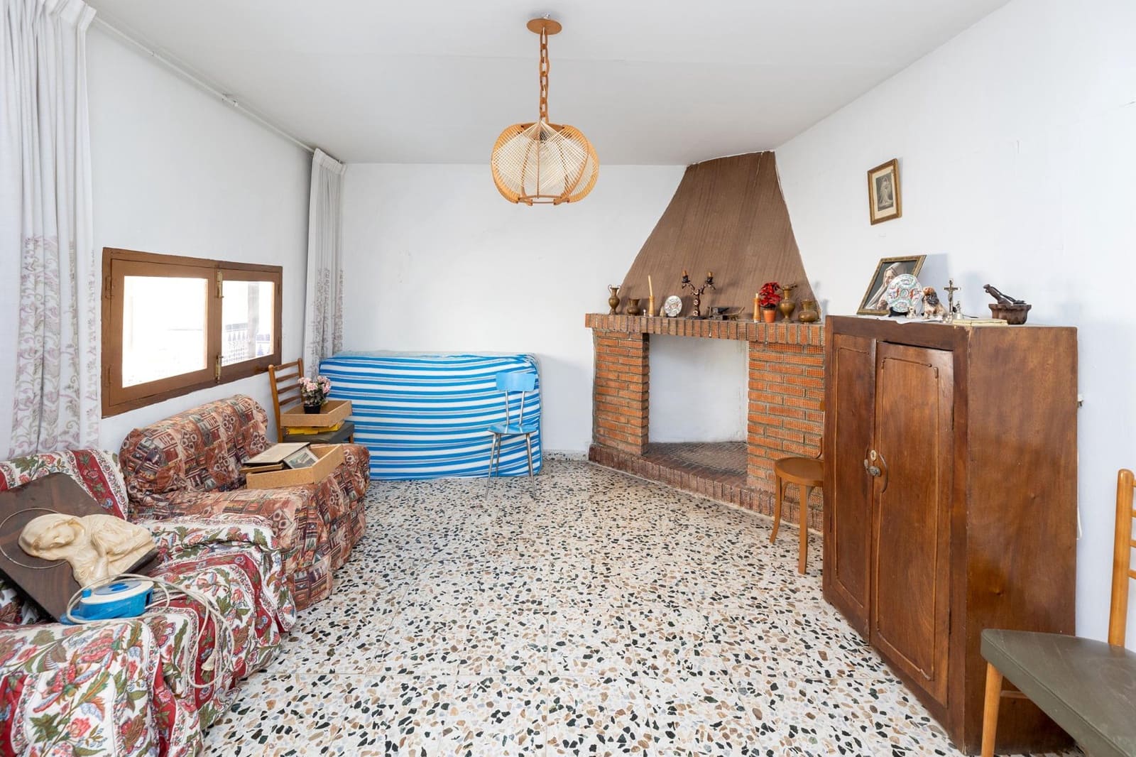 7 soveværelse Byhus til salg i Padul - € 185.000 (Ref: 9386251)