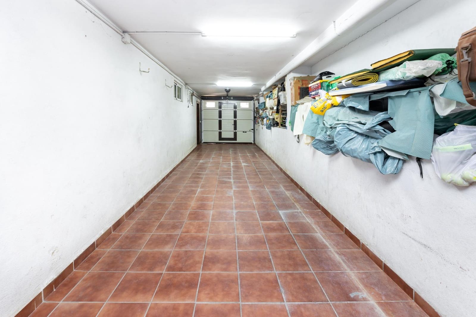 5 bedroom Townhouse for sale in Peligros with garage - € 595,000 (Ref: 9386252)