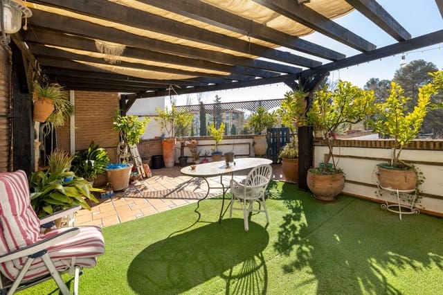 5 soverom Hus til salgs i Peligros med garasje - € 595 000 (Ref: 9386252)