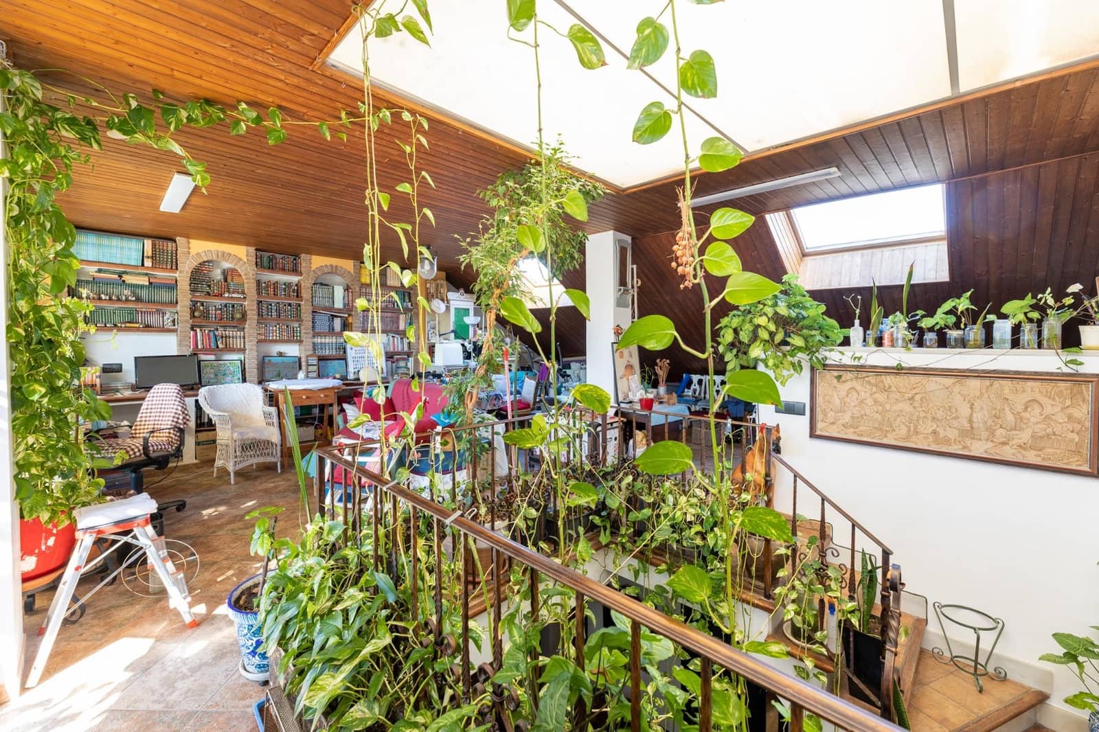 5 bedroom Townhouse for sale in Peligros with garage - € 595,000 (Ref: 9386252)