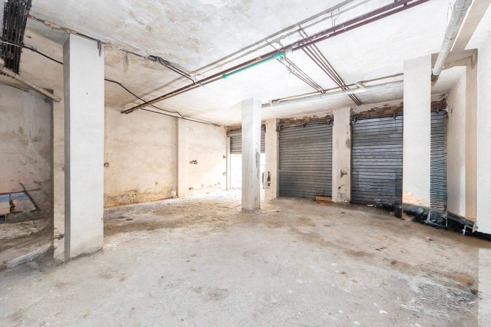 Comercial para venda em Granada cidade - 170 000 € (Ref: 9468599)