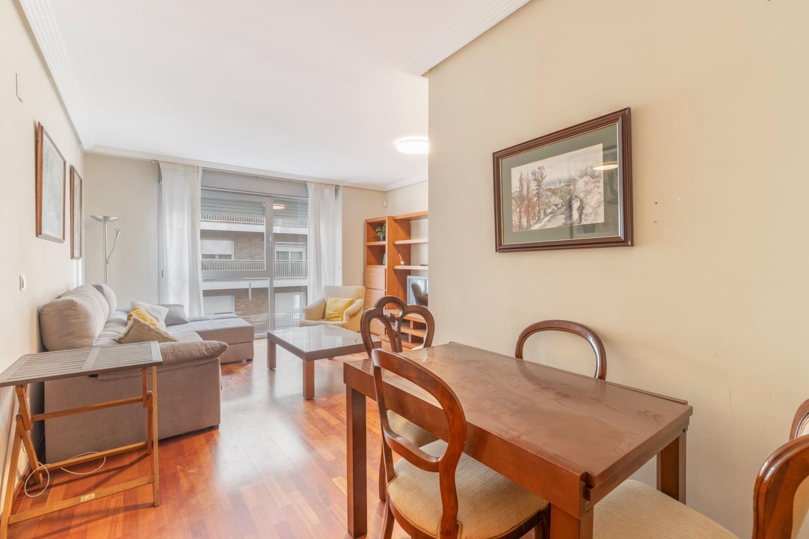 2 bedroom Flat for sale in Granada city with garage - € 356,500 (Ref: 9491636)