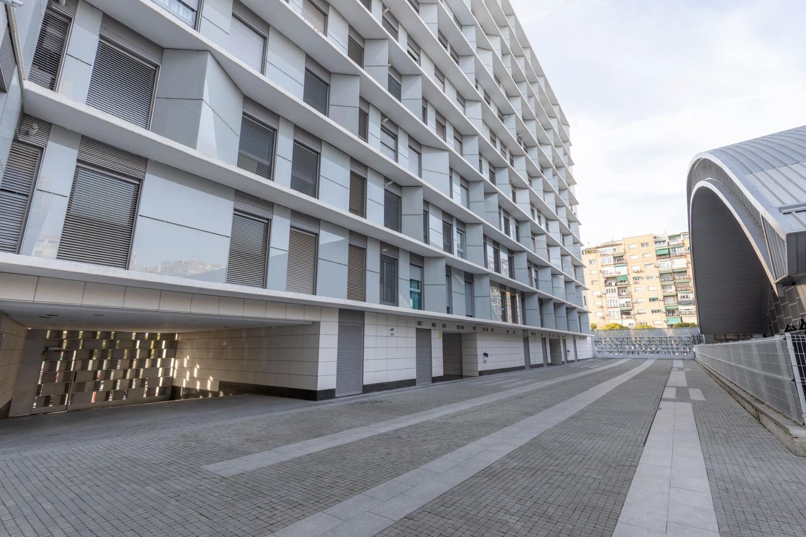 2 bedroom Flat for sale in Granada city with garage - € 356,500 (Ref: 9491636)