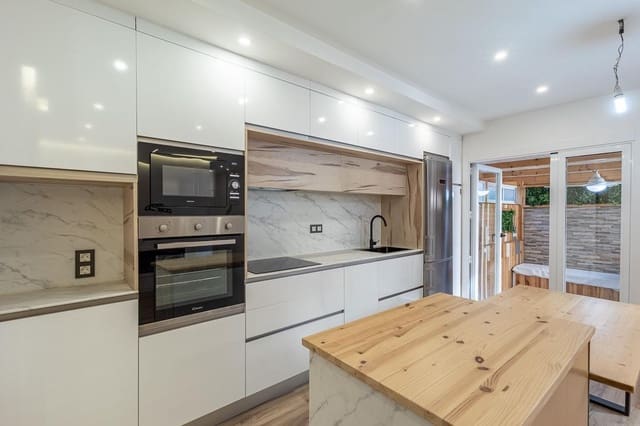 2 soverom Leilighet til salgs i Armilla med svømmebasseng garasje - € 225 000 (Ref: 9513607)