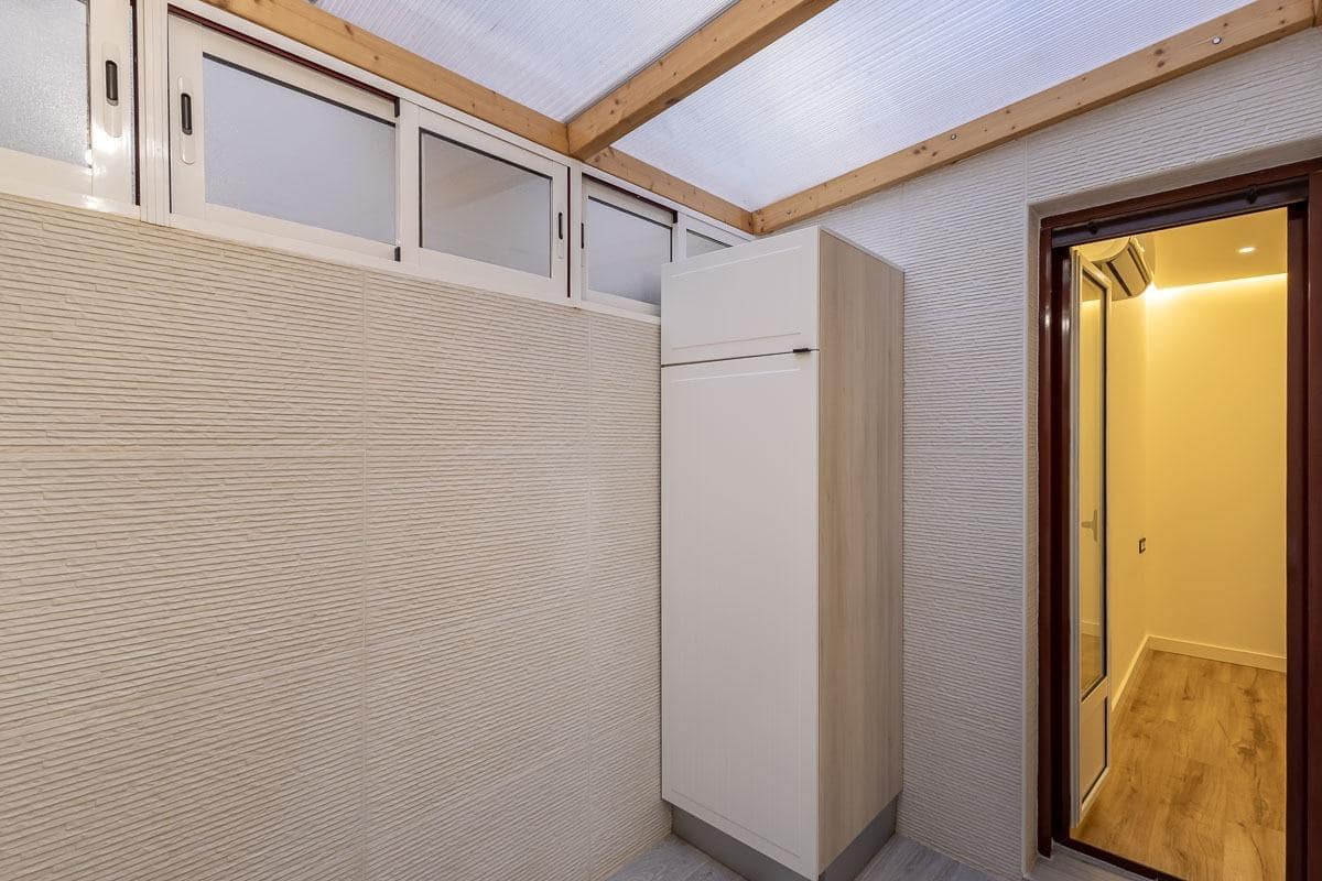 2 soverom Leilighet til salgs i Armilla med svømmebasseng garasje - € 225 000 (Ref: 9513607)