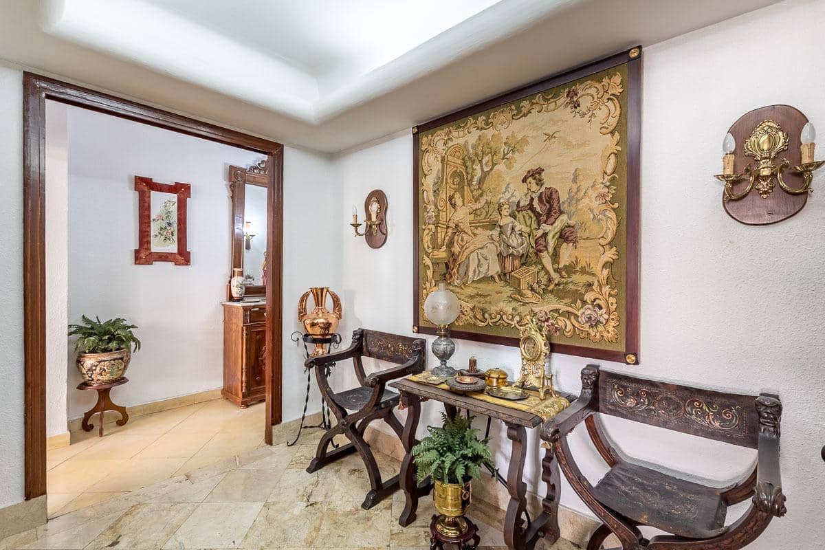 5 soveværelse Lejlighed til salg i Granada by - € 499.000 (Ref: 9513610)