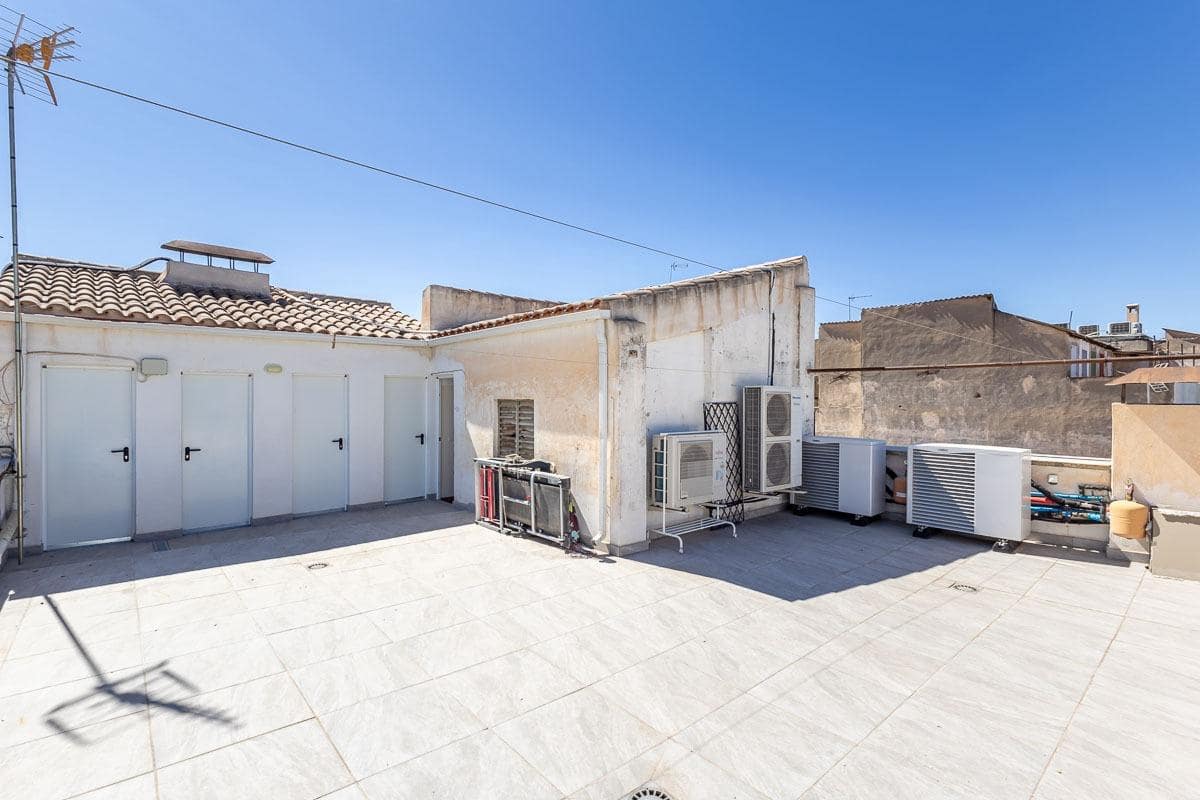 5 soveværelse Lejlighed til salg i Granada by - € 499.000 (Ref: 9513610)