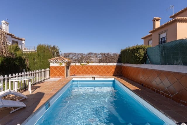 4 quarto Moradia para venda em La Zubia com piscina garagem - 549 000 € (Ref: 9513615)