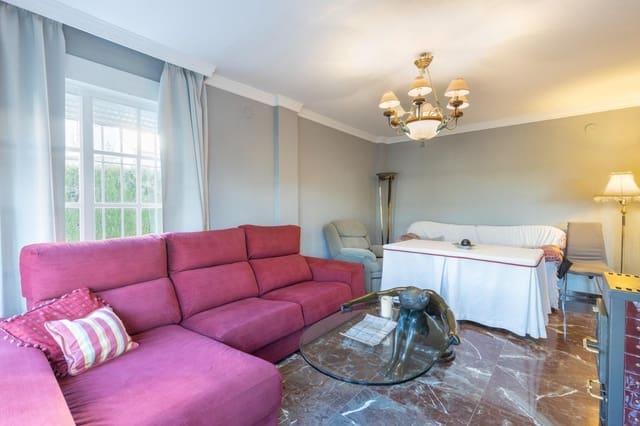 4 quarto Moradia para venda em La Zubia com piscina garagem - 549 000 € (Ref: 9513615)