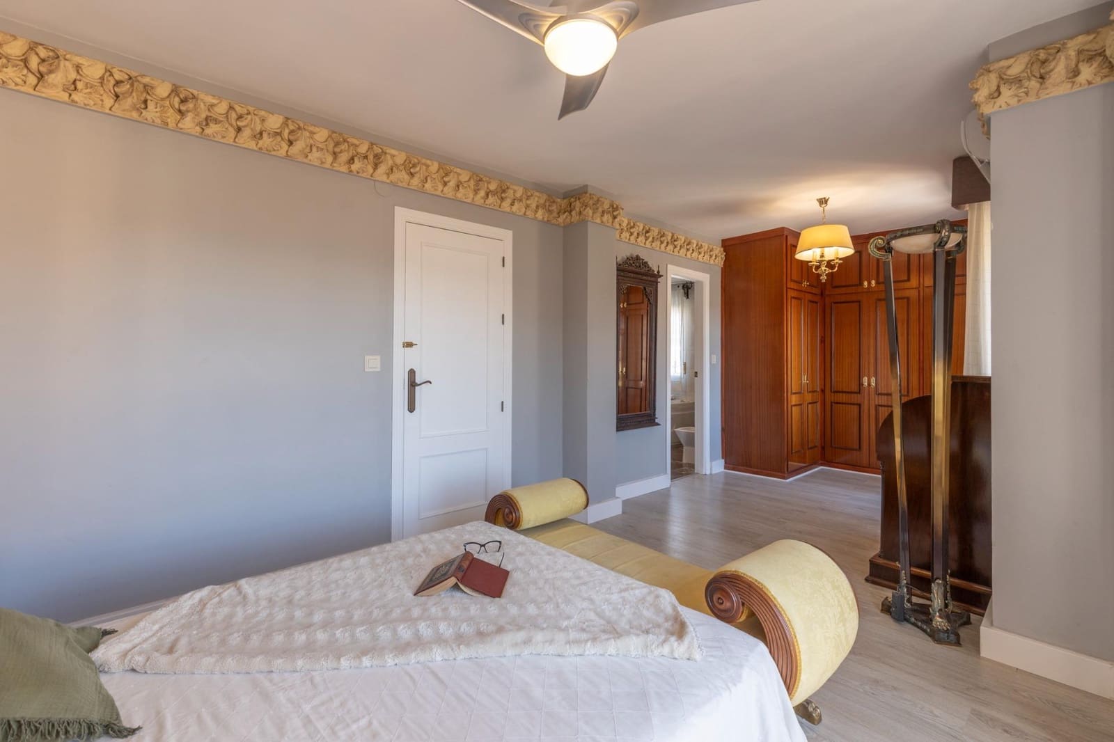 4 quarto Moradia para venda em La Zubia com piscina garagem - 549 000 € (Ref: 9513615)