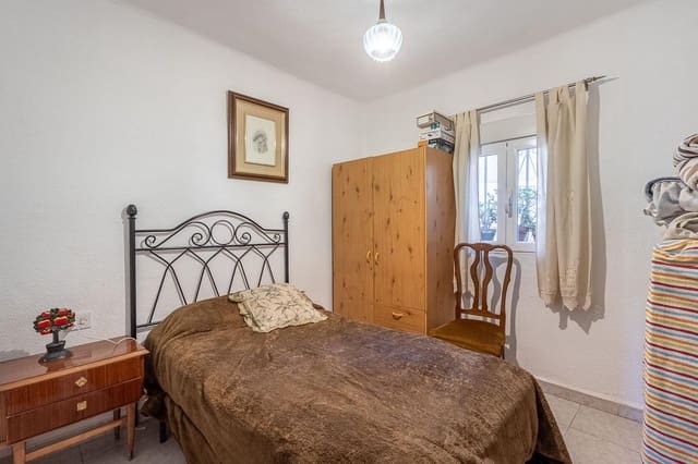 Piso de 2 habitaciones en Zaidin, Granada ciudad en venta - 129.000 € (Ref: 9513616)