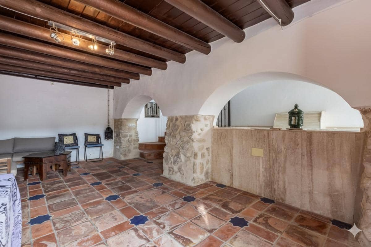 5 sypialnia Dom na sprzedaż w Alhama de Granada - 399 000 € (Ref: 9513617)