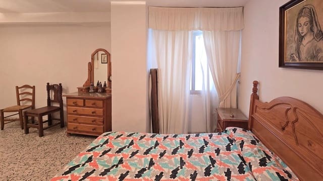 4 bedroom Terraced Villa for sale in Lanjarón - € 80,000 (Ref: 9551905)