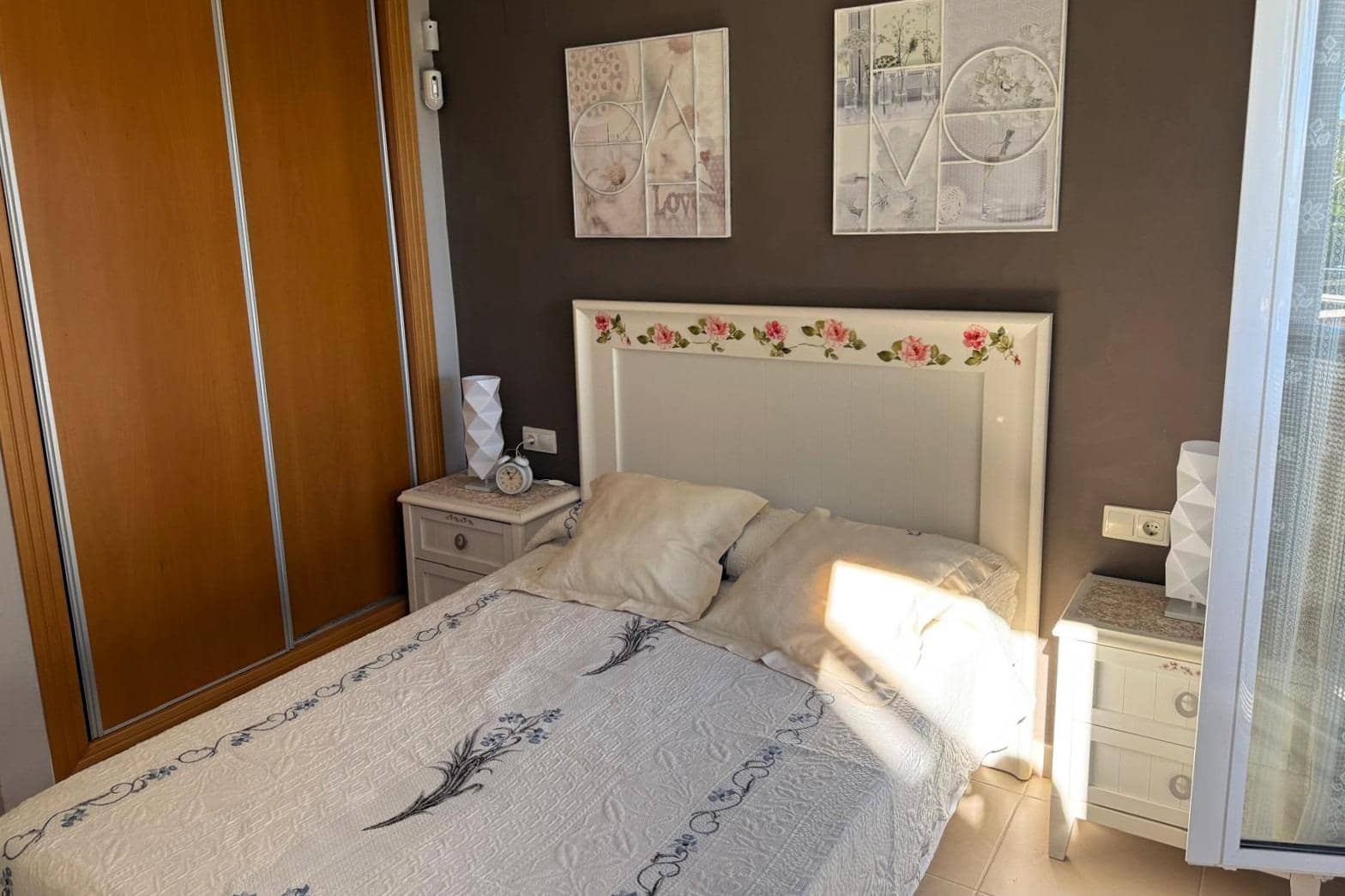 2 bedroom Flat for sale in Roquetas de Mar with pool - € 195,000 (Ref: 9586732)