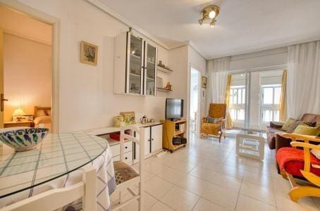 2 soveværelse Lejlighed til salg i Playa del Acequión, Torrevieja med swimmingpool garage - € 133.000 (Ref: 10044819)