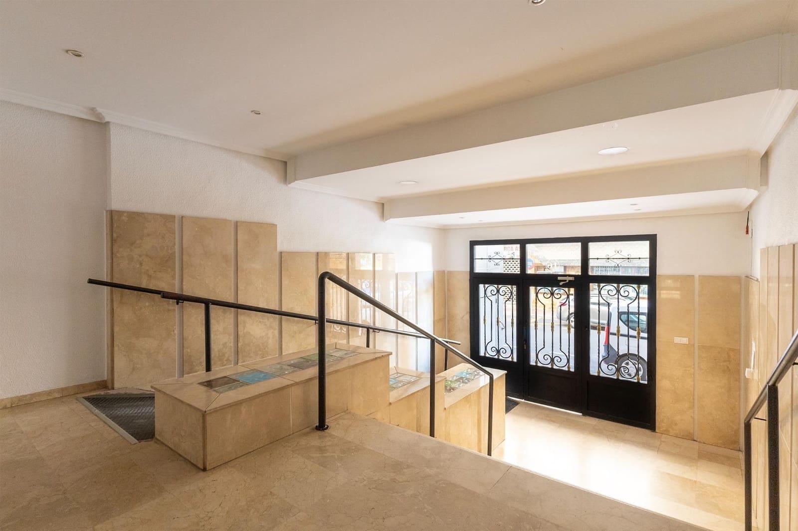 2 soverom Leilighet til salgs i Torrevieja med svømmebasseng - € 126 000 (Ref: 9761939)