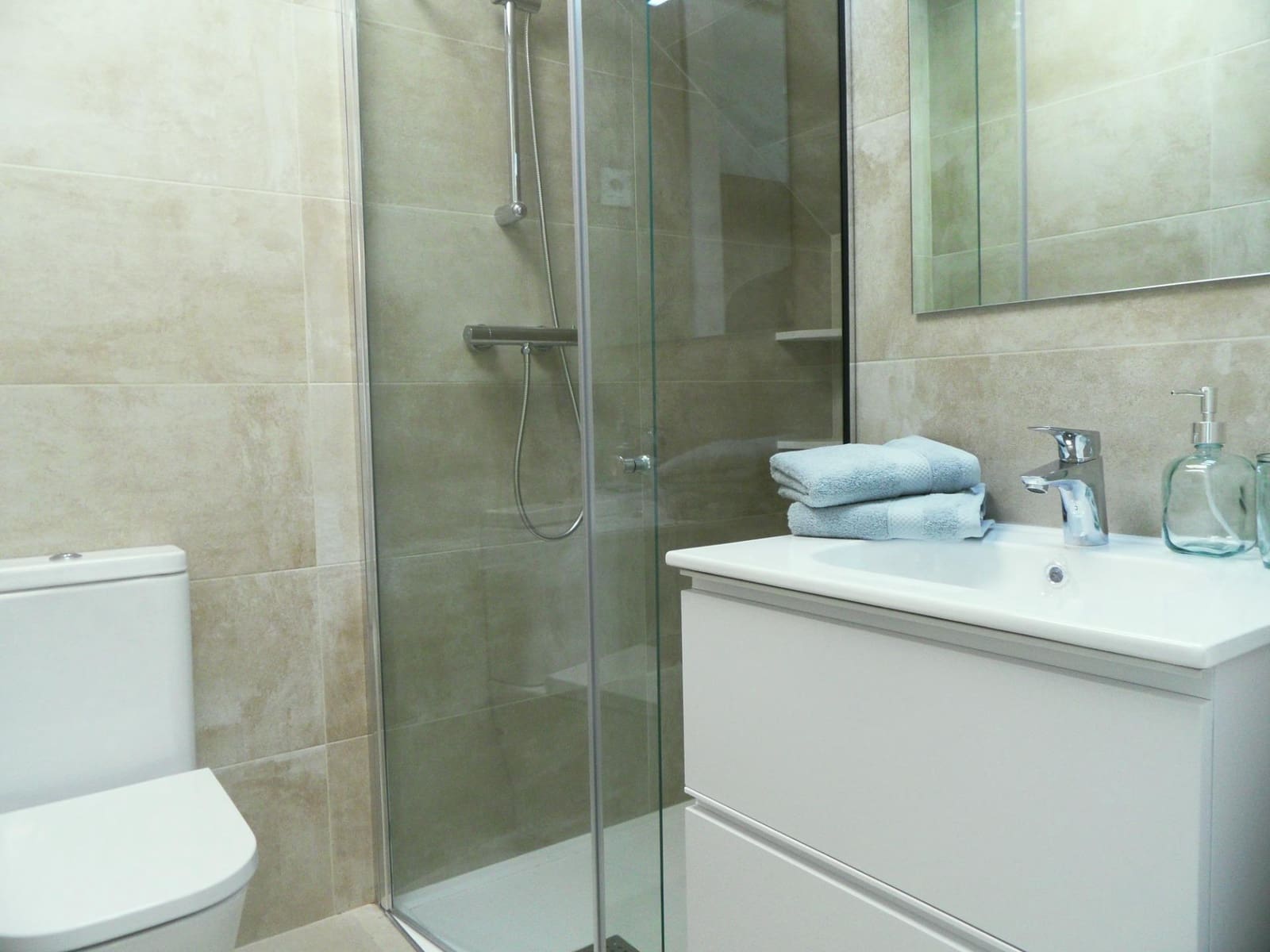 4 sypialnia Dom blizniak na sprzedaż w Pilar de la Horadada z basenem - 369 900 € (Ref: 9865150)