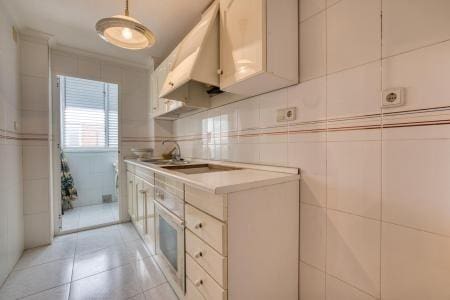 3 makuuhuone Huoneisto myytävänä paikassa Torrevieja - 136 000 € (Ref: 9986838)