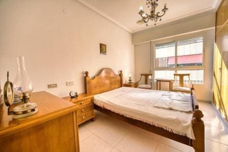 3 makuuhuone Huoneisto myytävänä paikassa Torrevieja - 136 000 € (Ref: 9986838)