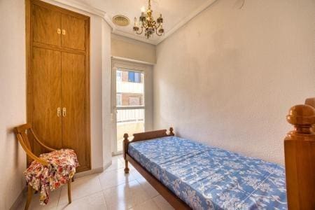 3 makuuhuone Huoneisto myytävänä paikassa Torrevieja - 136 000 € (Ref: 9986838)