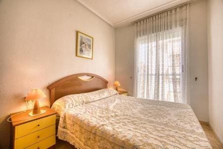 2 makuuhuone Huoneisto myytävänä paikassa Torrevieja - 127 260 € (Ref: 9986839)
