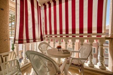 2 makuuhuone Huoneisto myytävänä paikassa Torrevieja - 127 260 € (Ref: 9986839)