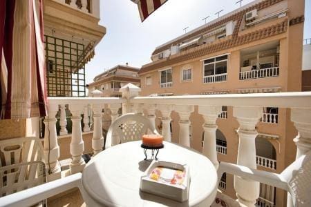 2 makuuhuone Huoneisto myytävänä paikassa Torrevieja - 127 260 € (Ref: 9986839)