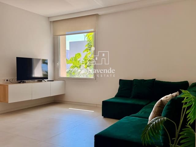 2 bedroom Flat for rent in Ibiza / Eivissa town - € 2,200 (Ref: 10004325)