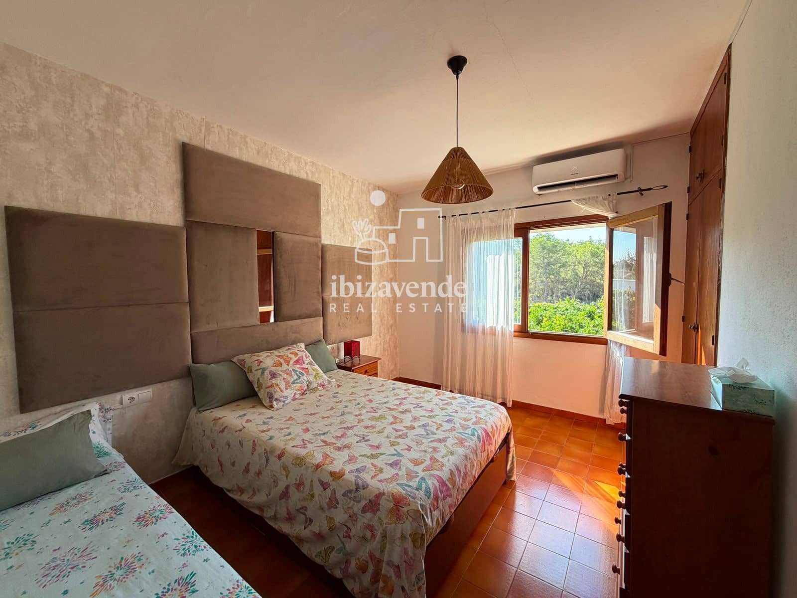 Chalet de 4 habitaciones en Ibiza / Eivissa ciudad en alquiler con piscina - 4.800 € (Ref: 10004471)