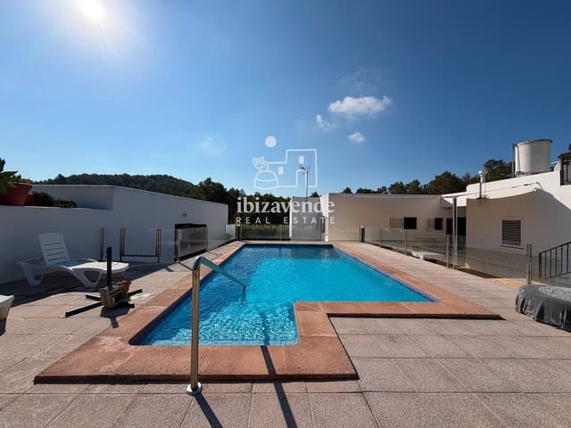 Chalet de 4 habitaciones en Ibiza / Eivissa ciudad en alquiler - 4.800 € (Ref: 10004471)