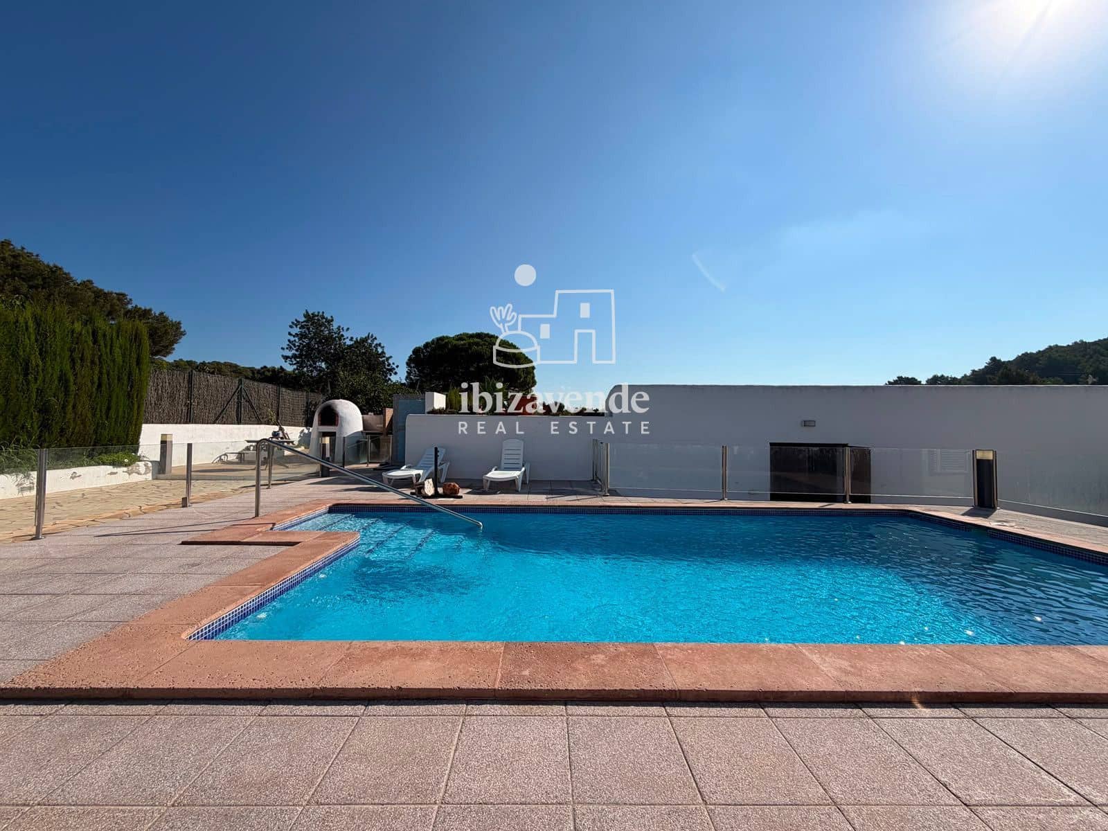 Chalet de 4 habitaciones en Ibiza / Eivissa ciudad en alquiler con piscina - 4.800 € (Ref: 10004471)