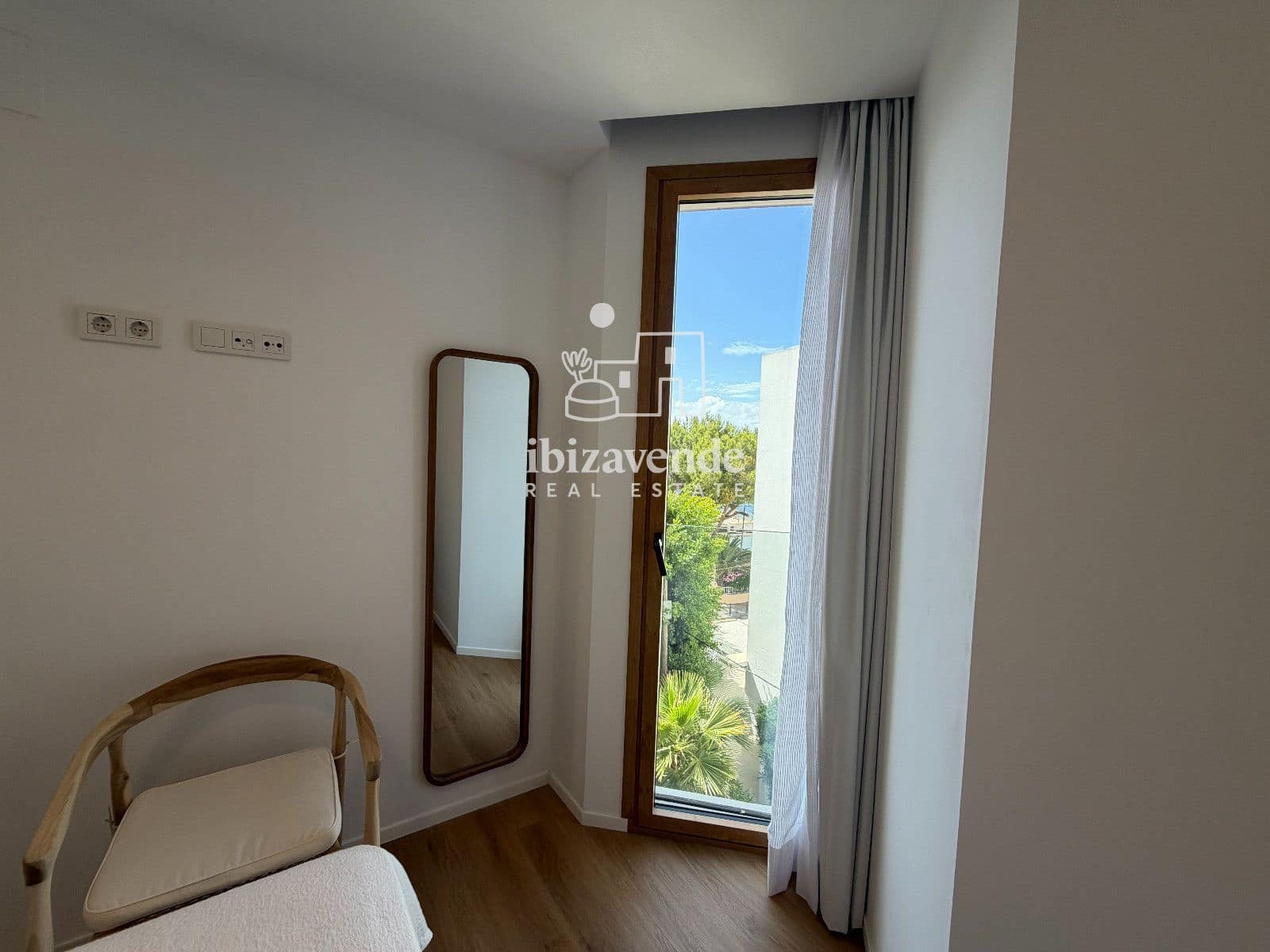 1 soverom Leilighet til leie i Ibiza by med svømmebasseng garasje - € 4 000 (Ref: 10009621)