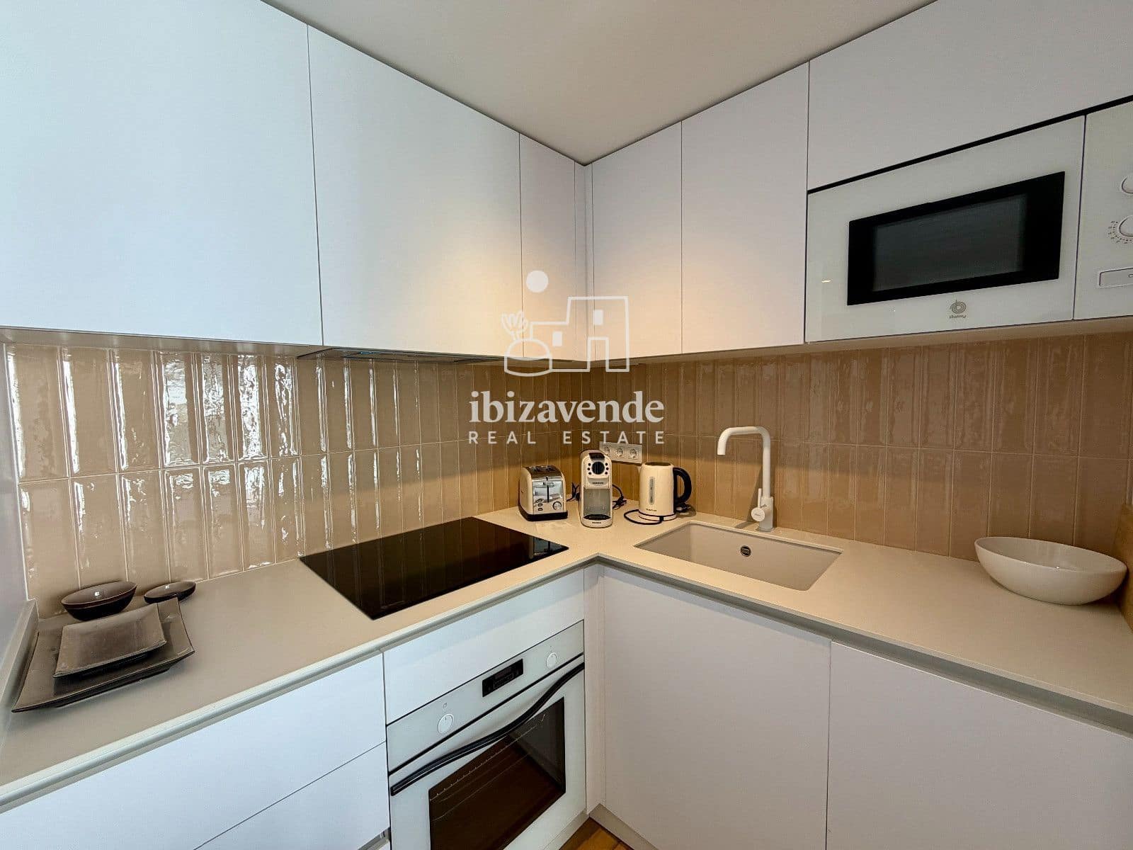 1 soverom Leilighet til leie i Ibiza by med svømmebasseng garasje - € 4 000 (Ref: 10009621)
