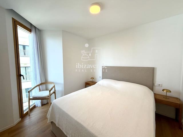 1 bedroom Flat for rent in Ibiza / Eivissa town with pool garage - € 4,000 (Ref: 10009621)