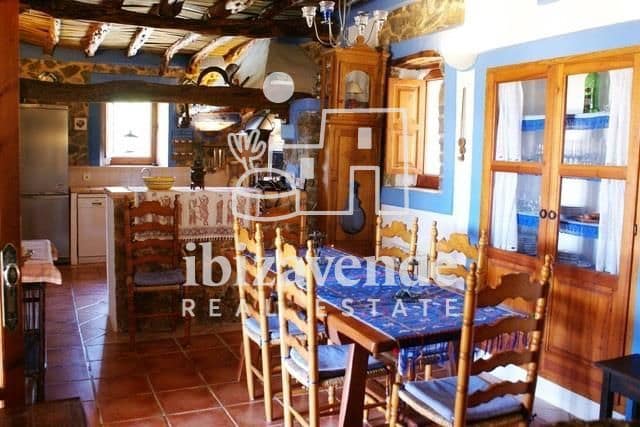 2 sovrum Villa att hyra i San Miguel / Sant Miquel de Balansat, Sant Joan de Labritja - 2 800 € (Ref: 10009623)