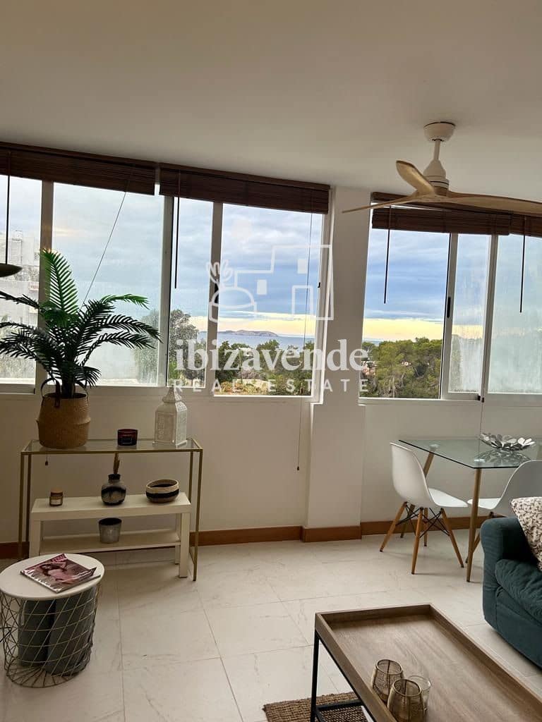 2 quarto Apartamento para arrendar em Sant Antoni de Portmany - 1 300 € (Ref: 10009625)
