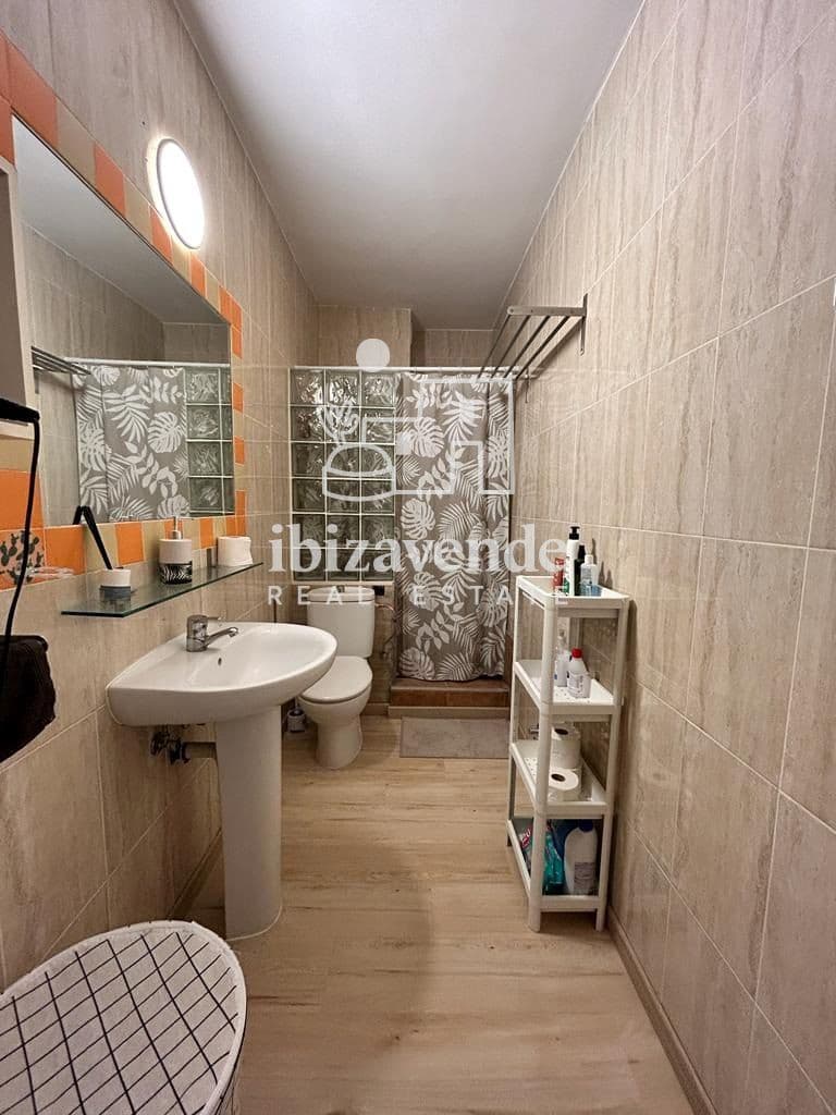 2 quarto Apartamento para arrendar em Sant Antoni de Portmany - 1 300 € (Ref: 10009625)