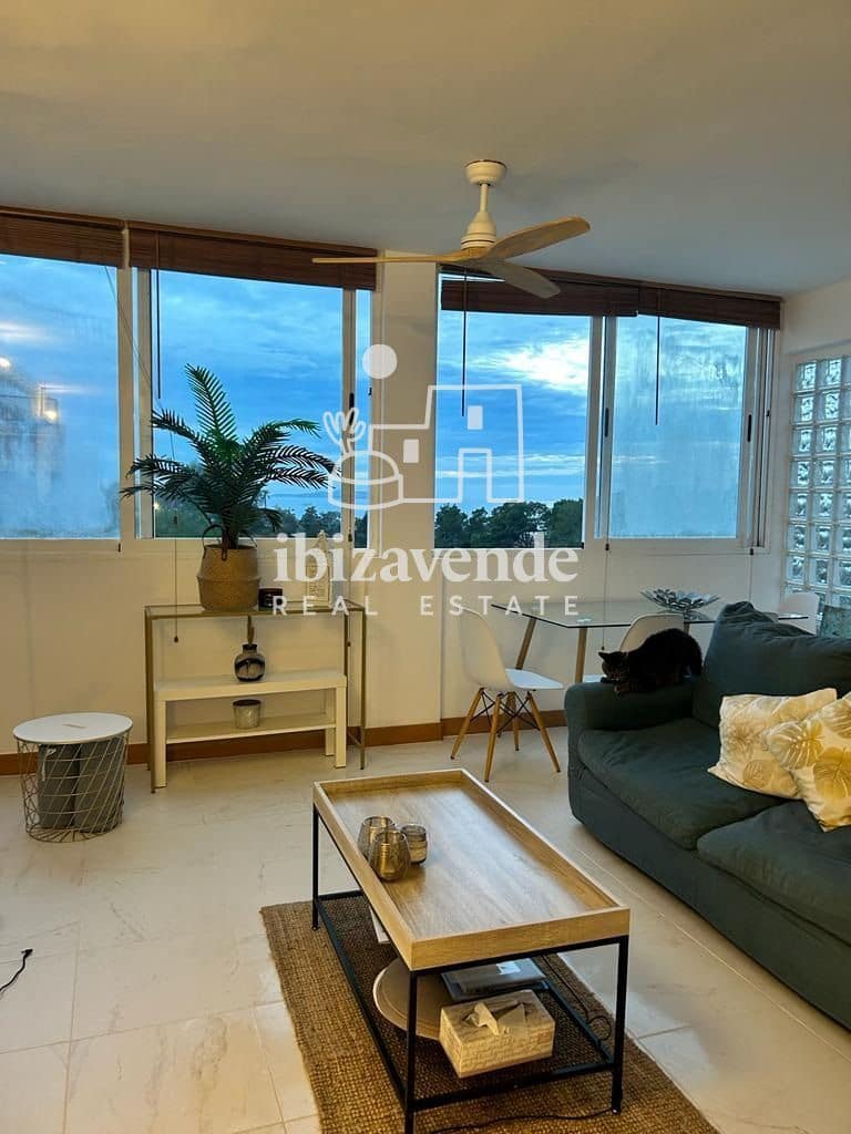 2 quarto Apartamento para arrendar em Sant Antoni de Portmany - 1 300 € (Ref: 10009625)