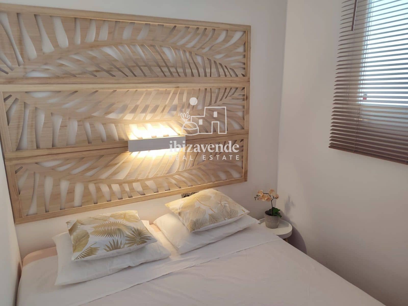 2 quarto Apartamento para arrendar em Sant Antoni de Portmany - 1 300 € (Ref: 10009625)
