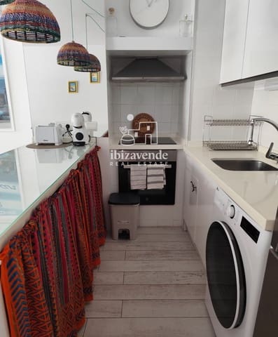 1 makuuhuone Asunto vuokrattavana paikassa Ibiza kaupunki mukana uima-altaan - 1 500 € (Ref: 10009626)
