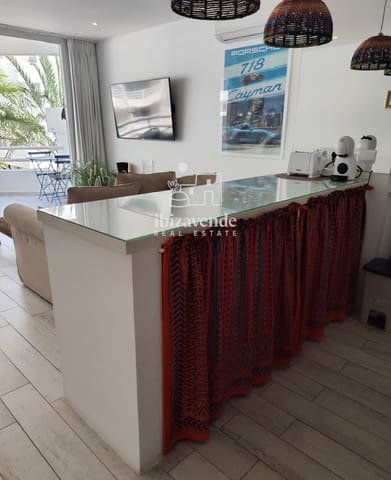 1 makuuhuone Asunto vuokrattavana paikassa Ibiza kaupunki mukana uima-altaan - 1 500 € (Ref: 10009626)
